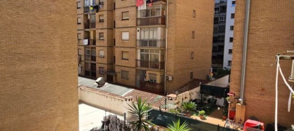 3 bedrooms Apartment in Zaragoza, Spain No. 160037 45
