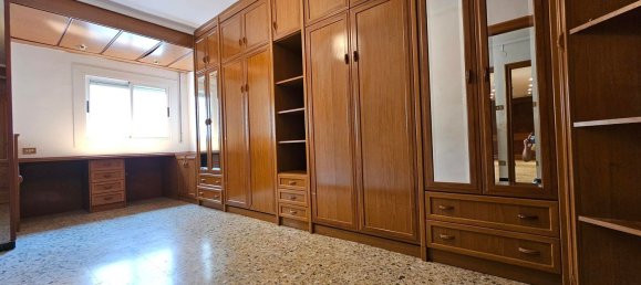 3 bedrooms Apartment in Zaragoza, Spain No. 160037 30