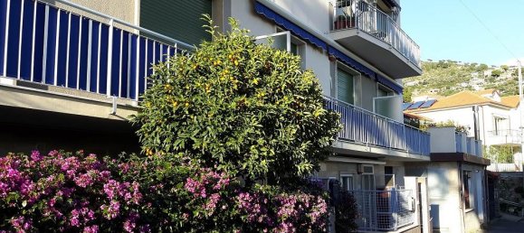 Квартира с 1 спальней в Алассио, Италия № 146374 10