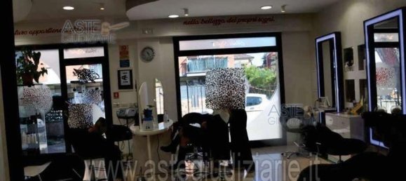 5 rooms Apartment in Rome, Italy No. 292281 21