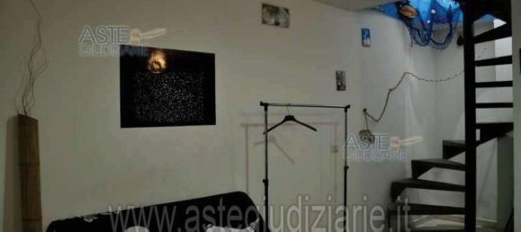 5 rooms Apartment in Rome, Italy No. 292281 26