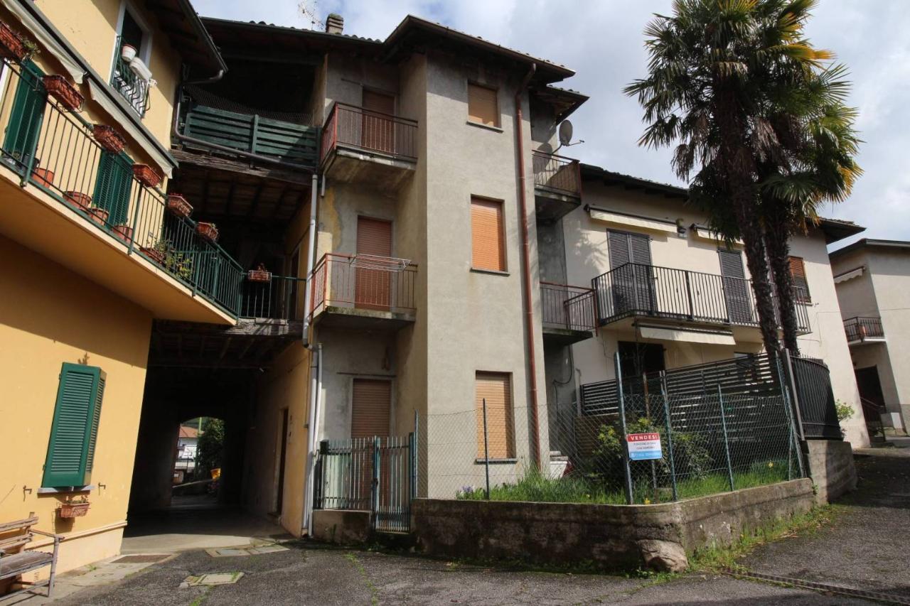 6-salle Maison à Barzanò, Italy No. 38292