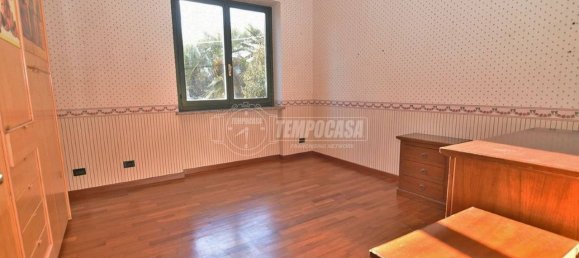 4 bedrooms Apartment in Brandizzo, Italy No. 131866 12