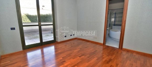 4 bedrooms Apartment in Brandizzo, Italy No. 131866 18