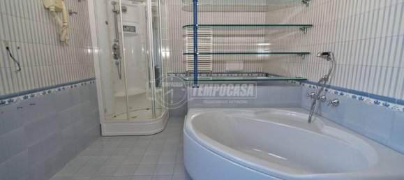 4 bedrooms Apartment in Brandizzo, Italy No. 131866 19