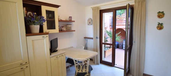3 rooms Apartment in Diano San Pietro, Italy No. 157802 8