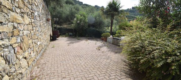 3 rooms Apartment in Diano San Pietro, Italy No. 157802 34