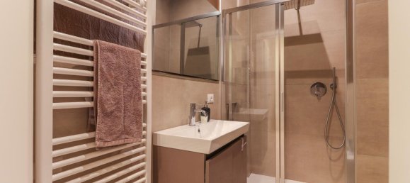 3 rooms Apartment in Bologna, Italy No. 35048 100