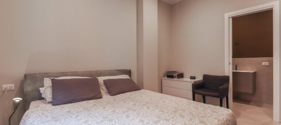 3 rooms Apartment in Bologna, Italy No. 35048 67
