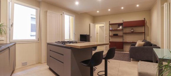 3 rooms Apartment in Bologna, Italy No. 35048 79