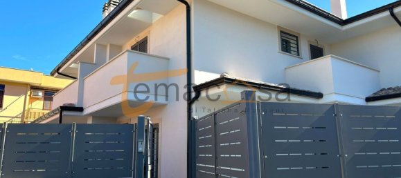 Villa de 3 divisões em Monte Compatri, Italy N.º 98703 29