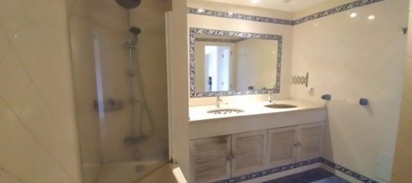 5 bedrooms House in Rio de Mouro, Portugal No. 165919 14