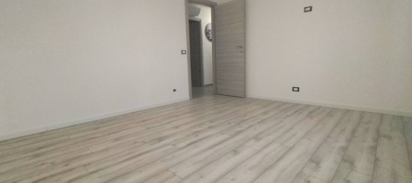 Квартира с 3 спальнями в Гориция, Италия № 196257 23