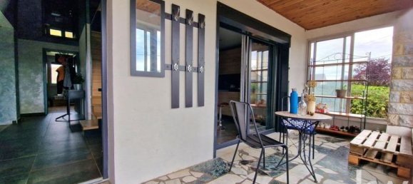 4 bedrooms House in Marnay, France No. 301951 19