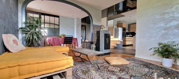 4 bedrooms House in Marnay, France No. 301951 16