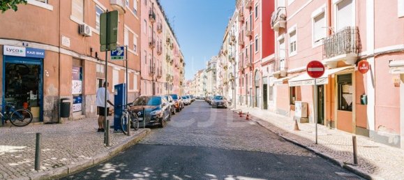 55m² Commercial property in Lisbon, Portugal No. 69939 2