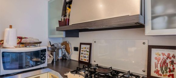 Ático de 2 dormitorios en Pistoia, Italy No. 48836 16