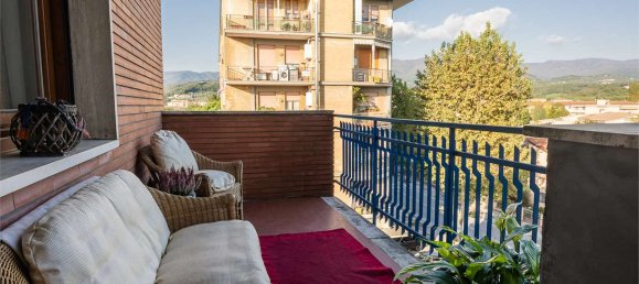 Ático de 2 dormitorios en Pistoia, Italy No. 48836 39