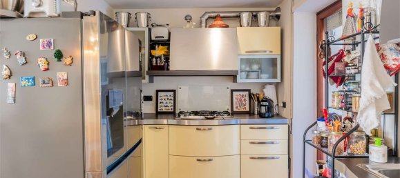 Ático de 2 dormitorios en Pistoia, Italy No. 48836 18