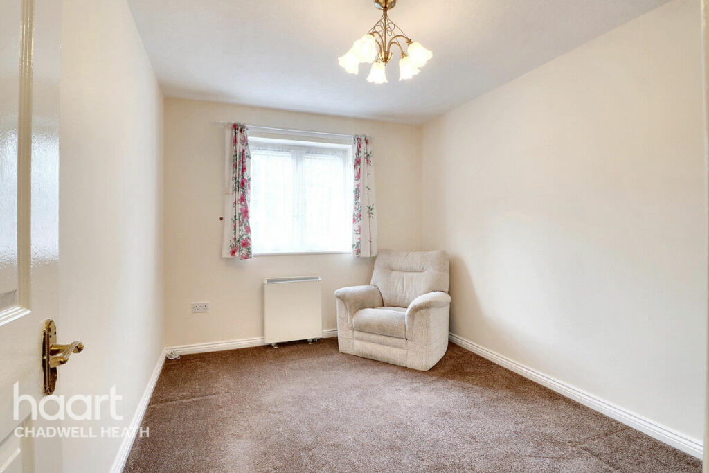 1 bedroom House in Romford, United Kingdom No. 4829
