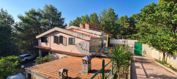 8 chambres Villa à Vieste, Italy No. 332430 3