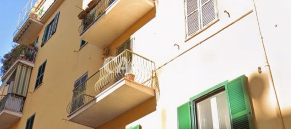 1 bedroom Apartment in Rome, Italy No. 321753 4