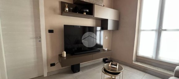 4 bedrooms House in San Mauro Torinese, Italy No. 333849 11