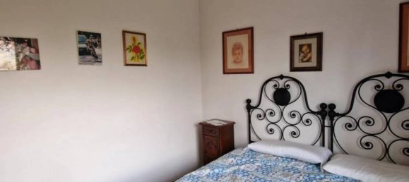 3 bedrooms Villa in Carrara, Italy No. 48100 26