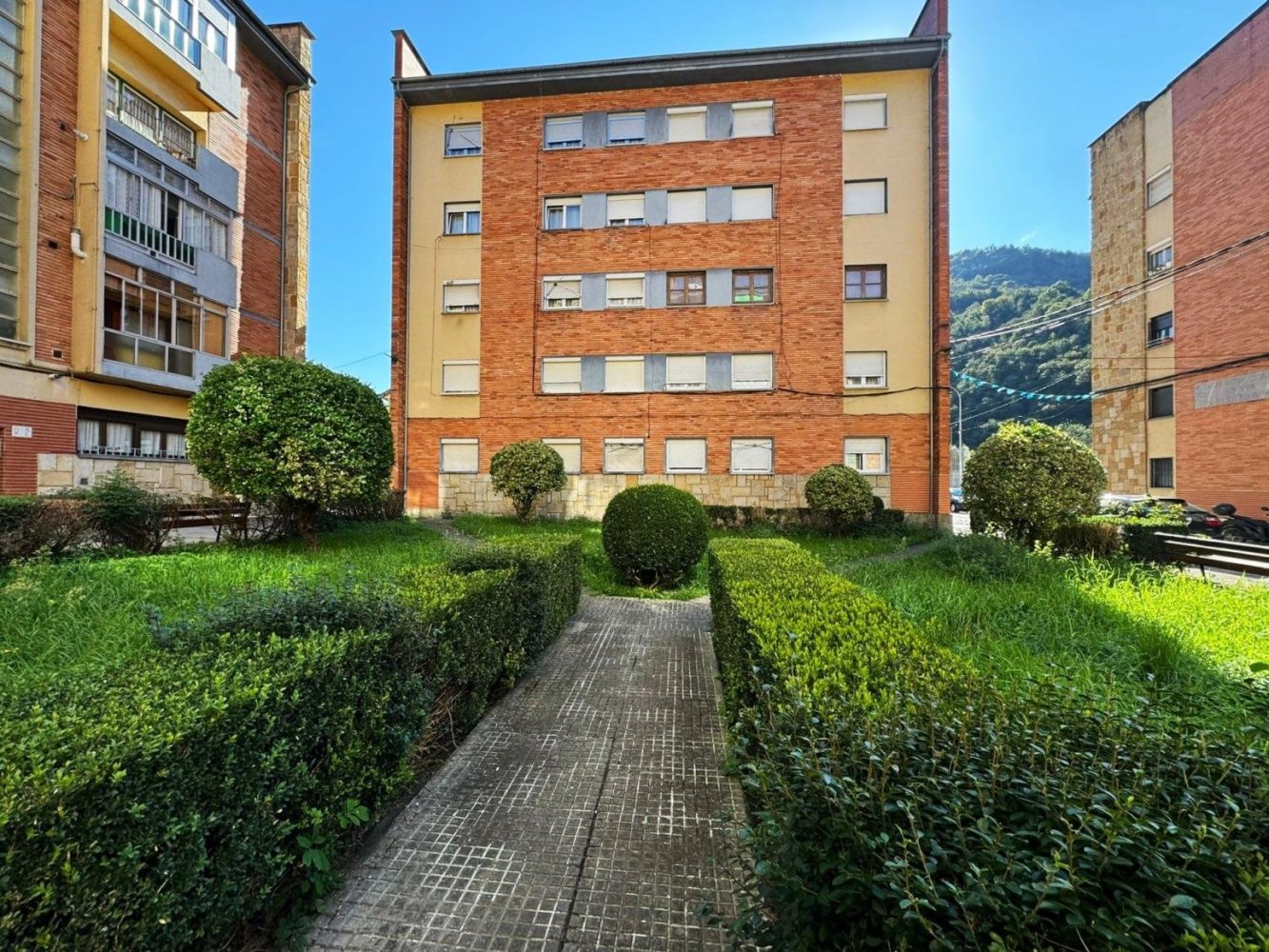 2 bedrooms Apartment in Aller, Spain No. 284188