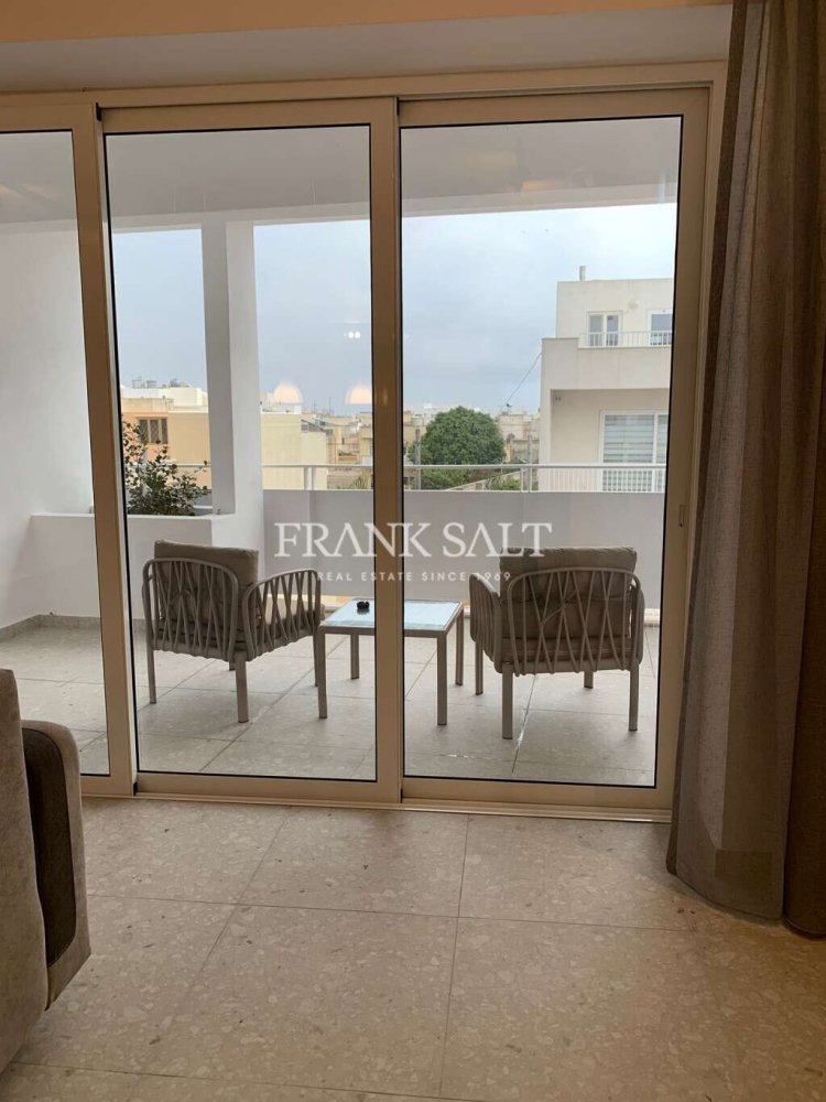 Apartamento de 3 dormitorios en Balzan, Malta No. 11363