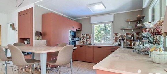 Дом с 6 спальнями в Сен-Рош, Франция № 315707 20