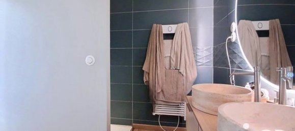 Дом с 6 спальнями в Сен-Рош, Франция № 315707 2