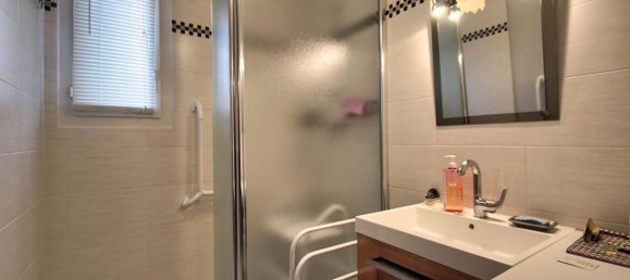 Apartamento de 3 dormitorios en Saint-Jean-le-Blanc, France No. 80938 15