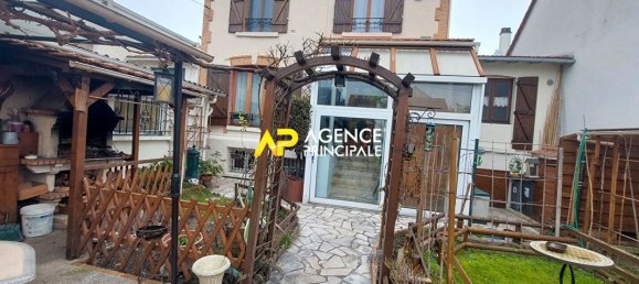 3 Schlafzimmer Haus in Bezons, France, Nr. 166620 2