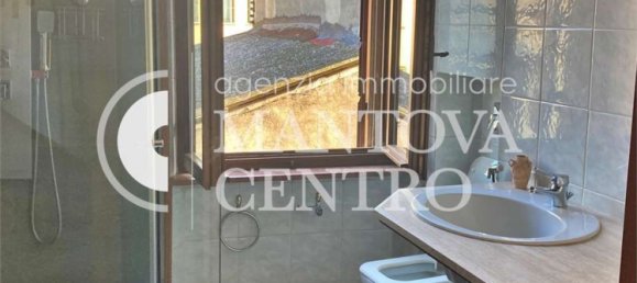 2 rooms Apartment in Mantua, Italy No. 240107 6