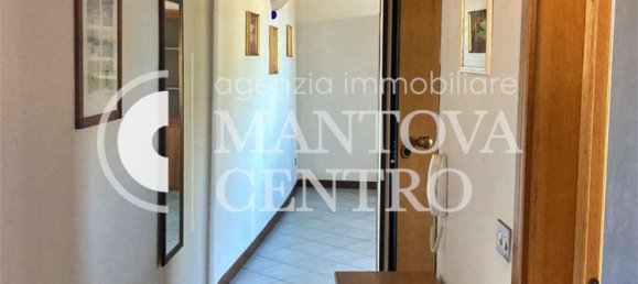 2 rooms Apartment in Mantua, Italy No. 240107 3