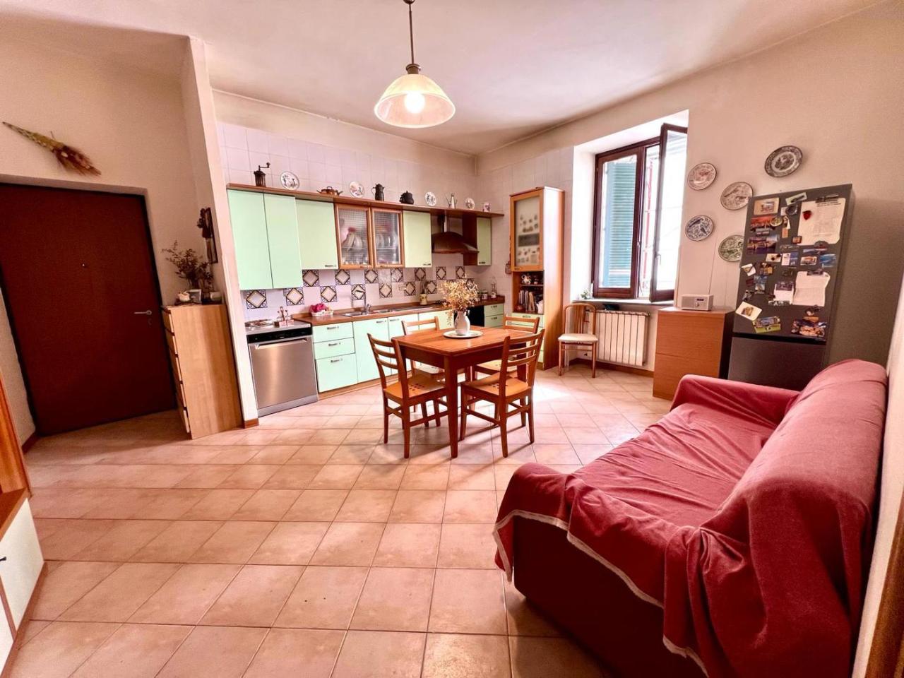 Apartamento de 3 divisões em Pozzuoli, Italy N.º 110568