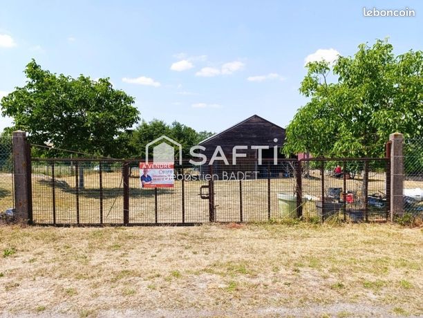 Земельный участок 6597м² в Иссуден, Франция № 303021