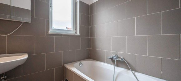 4 rooms Apartment in Meidling, Austria No. 134604 13