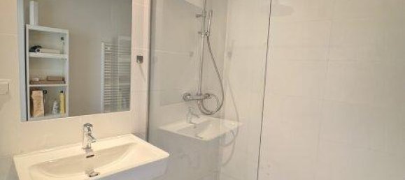 3 rooms Apartment in Alsergrund, Austria No. 256221 6