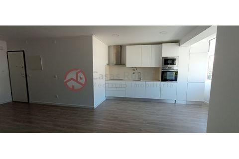 Вилла с 2 спальнями в Баррейру, Португалия № 85765