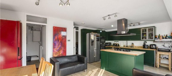 5 bedrooms House in London, United Kingdom No. 8673 7