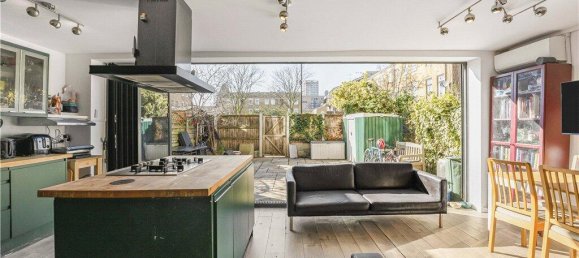 5 bedrooms House in London, United Kingdom No. 8673 6