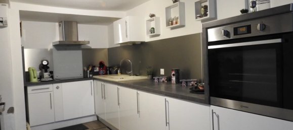 Вилла с 3 спальнями в Тури, Франция № 81736 3