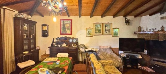 Apartamento de 2 dormitorios en Adrara San Martino, Italy No. 379474 4
