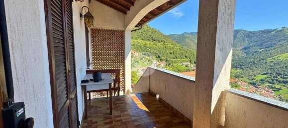 Apartamento de 2 dormitorios en Adrara San Martino, Italy No. 379474 11