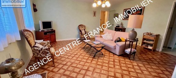 3 bedrooms Apartment in Bourges, France No. 238190 3