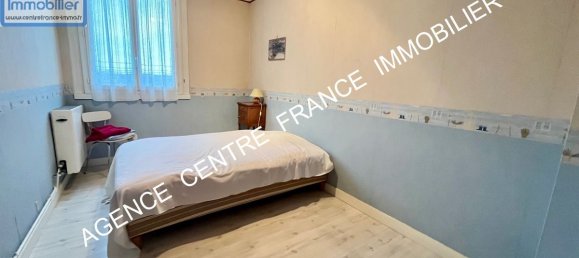 3 bedrooms Apartment in Bourges, France No. 238190 7