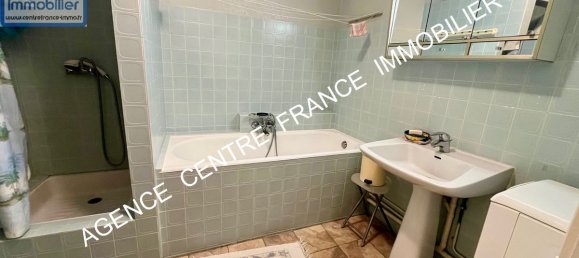 3 bedrooms Apartment in Bourges, France No. 238190 8