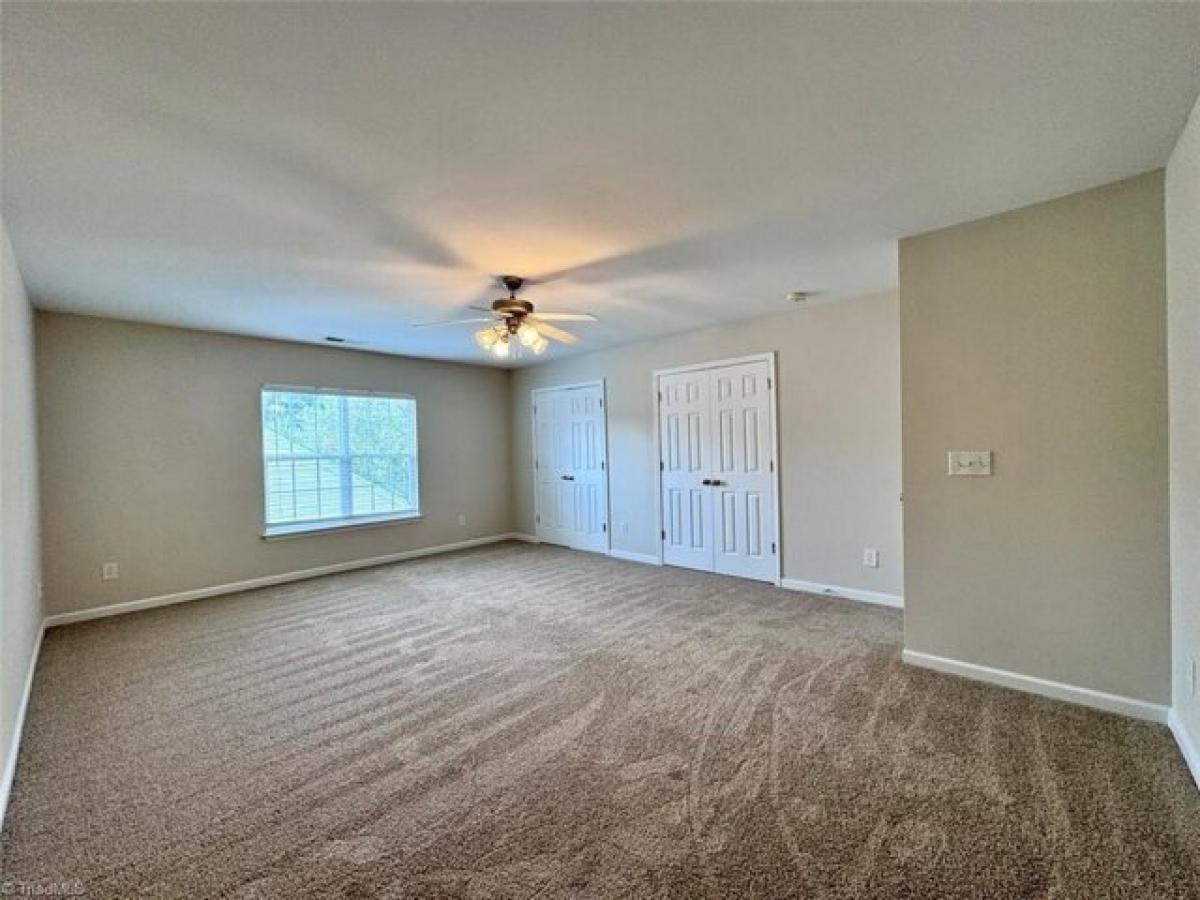 5 bedrooms House in High Point, USA No. 383421